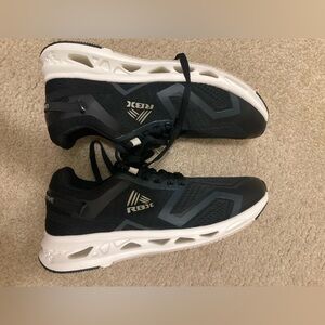 RBX Live Life Active Black & White - Running Shoes Sneakers men’s 10